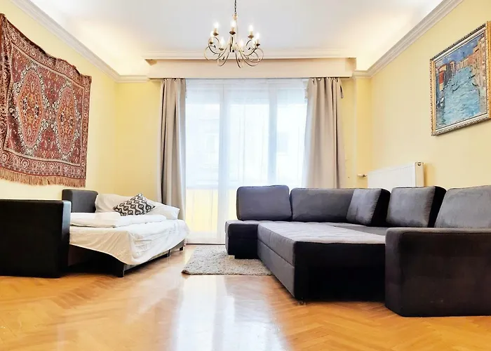 Apartment Gold Rose With 3 Budapest
