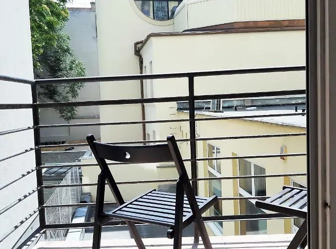 Apartment Gold Rose With 3 Budapest